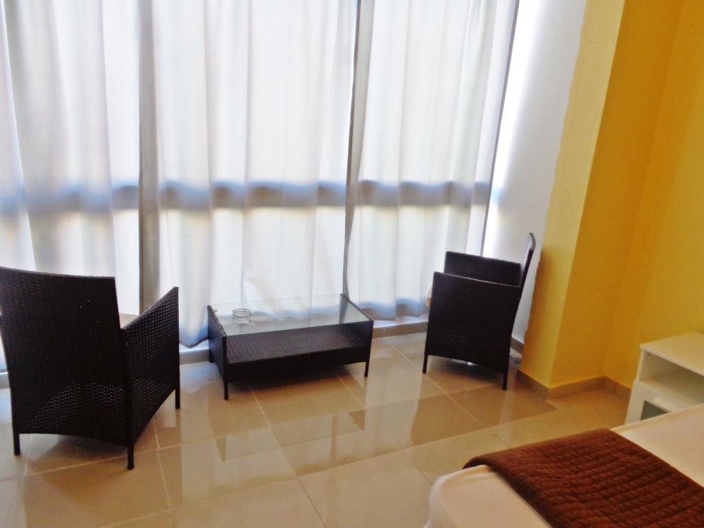 Rig Puerto Malecon Bed & Breakfast Santo Domingo Exterior photo